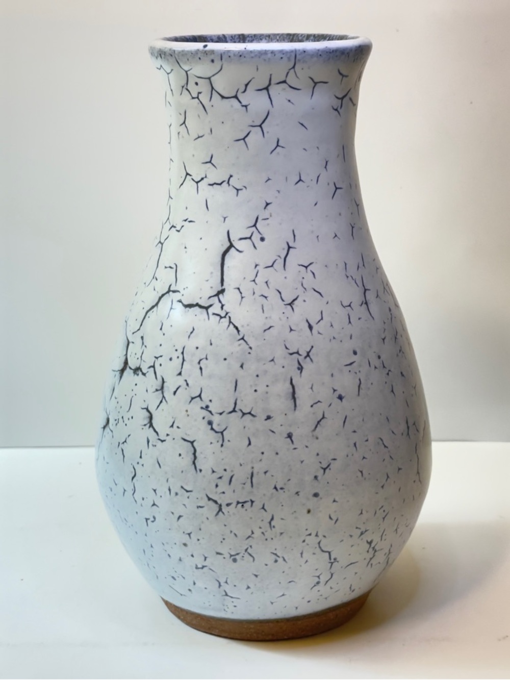 Studio Pottery White Blue Crackle Glaze Vase Starburst Shaped Base Marking